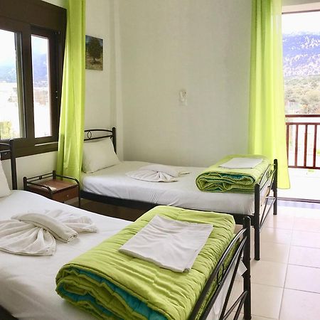Platanos Rooms Sinoikismos Kambos Dış mekan fotoğraf
