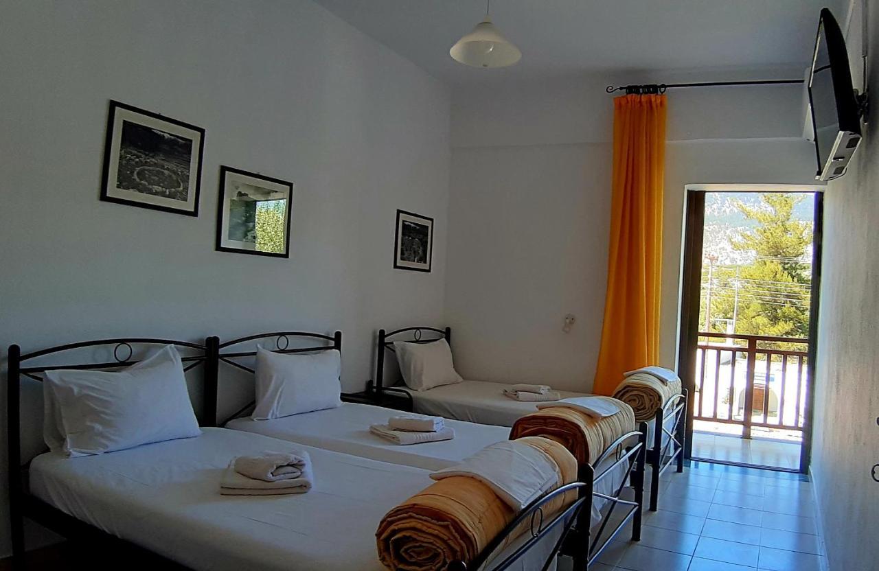 Platanos Rooms Sinoikismos Kambos Dış mekan fotoğraf