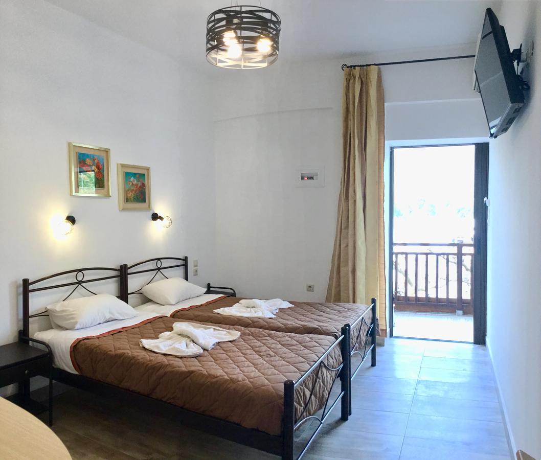 Platanos Rooms Sinoikismos Kambos Dış mekan fotoğraf