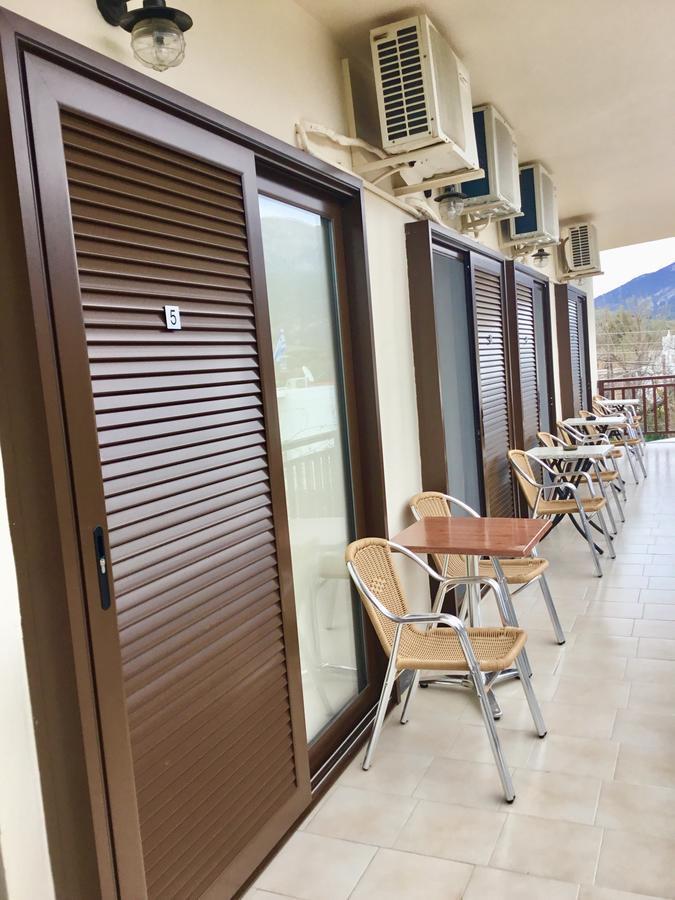 Platanos Rooms Sinoikismos Kambos Dış mekan fotoğraf